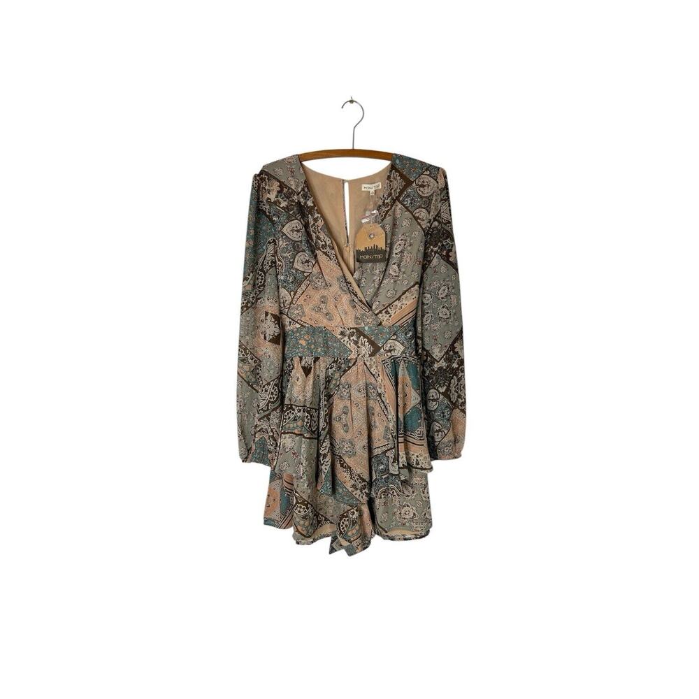Mainstrip Dresd Boho Women Floral Long Sleeve Romper Ruffled Back Zip Size L NWT
